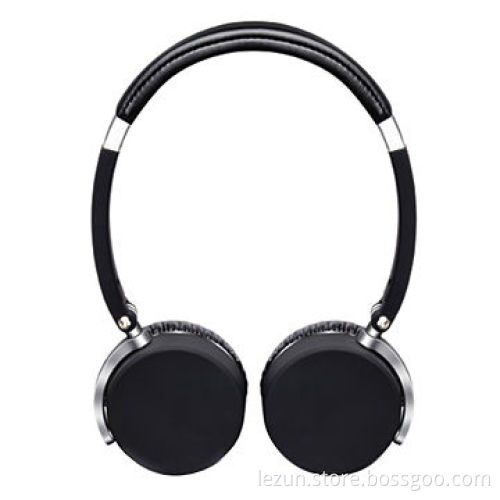 Noise-cancelling headphones, high performance